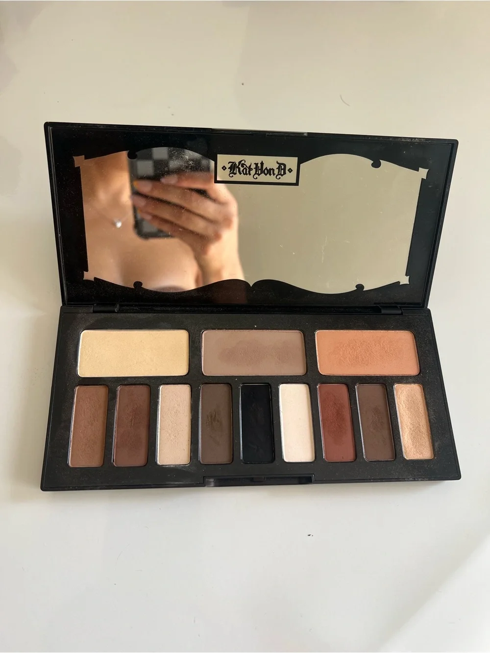 Kat Von D Shade + Light Eyeshadow Palette